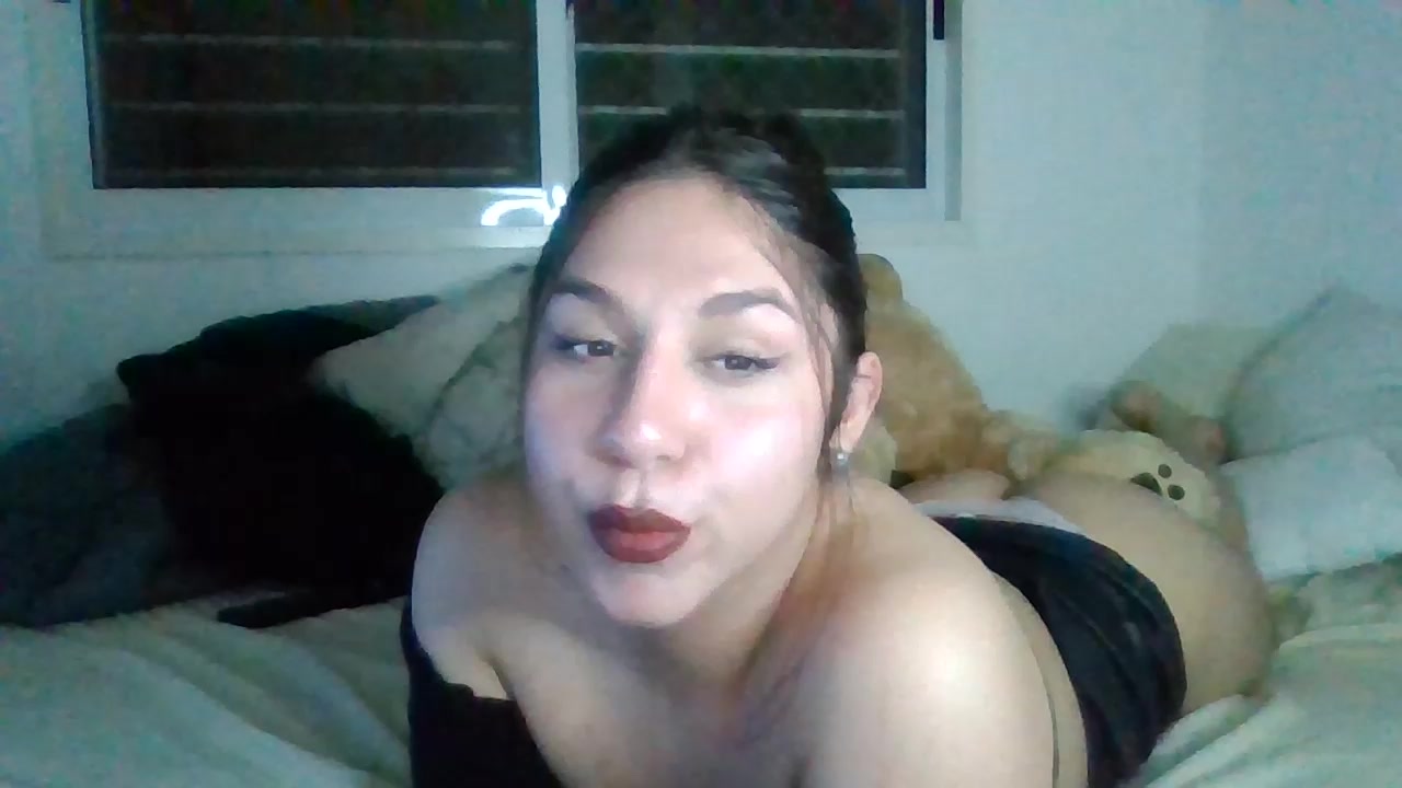 yaelita24 Live Cam Screenshot – 2025-08-06 01:14:13