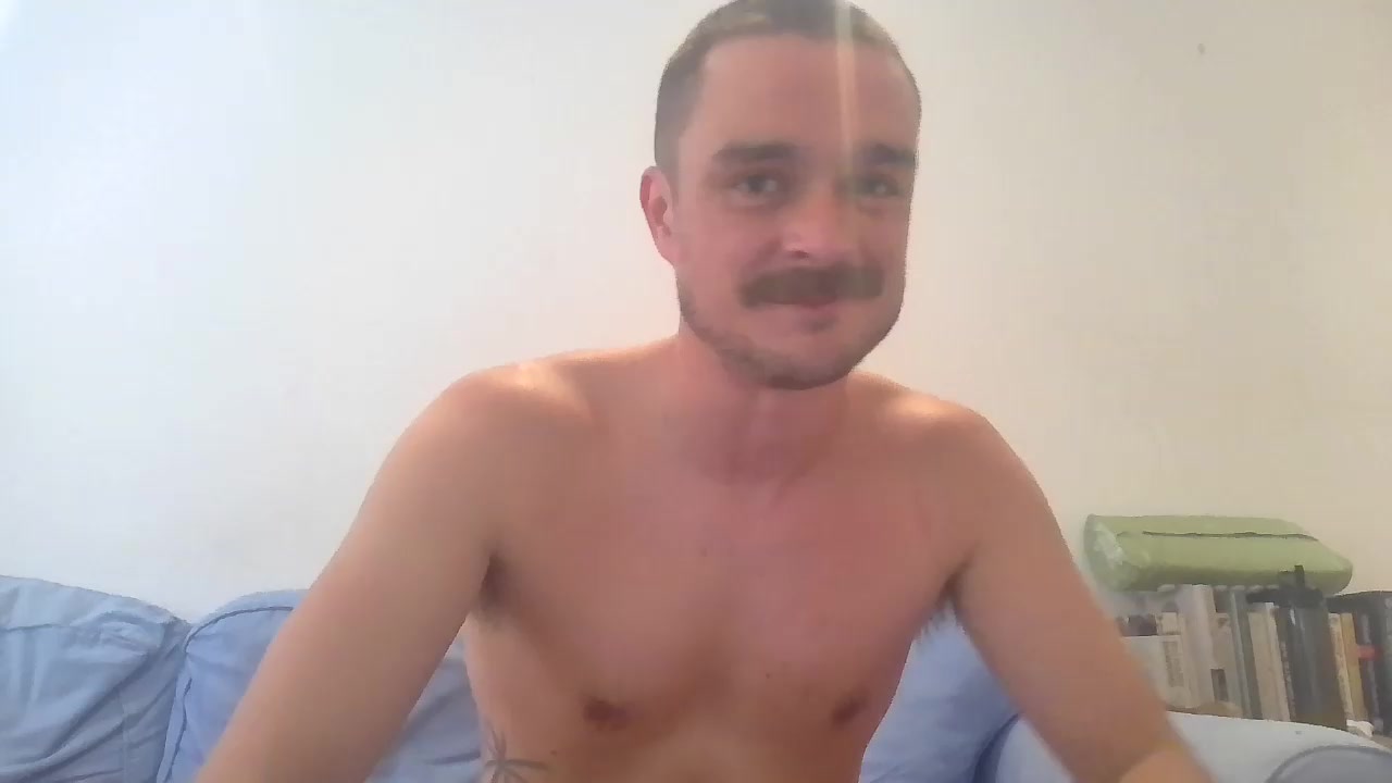 your_man_1 Live Cam Screenshot – 2025-08-04 07:17:27