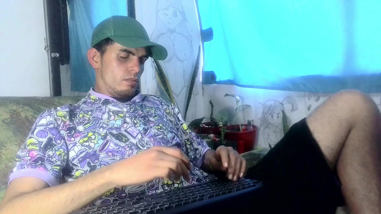 yourskinnyboy Live Cam Screenshot – 2025-08-06 22:02:56