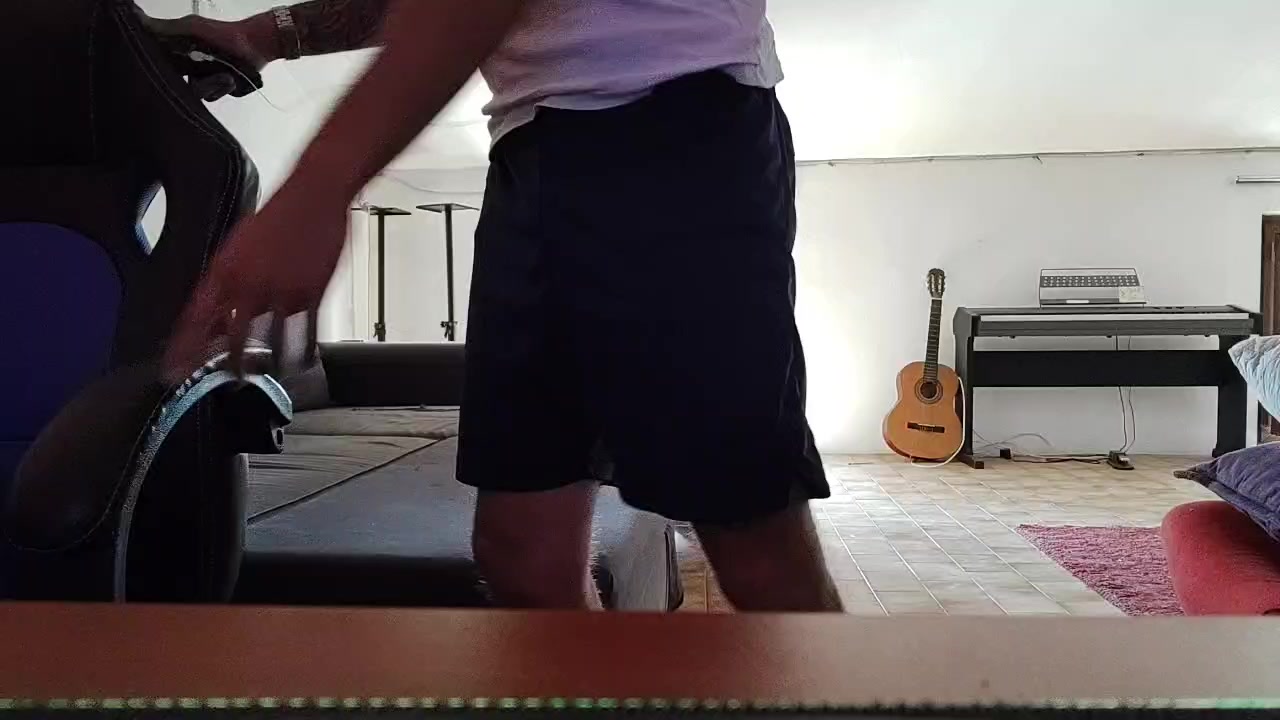 yourtoyboy99 Live Cam Screenshot – 2025-08-31 14:54:57