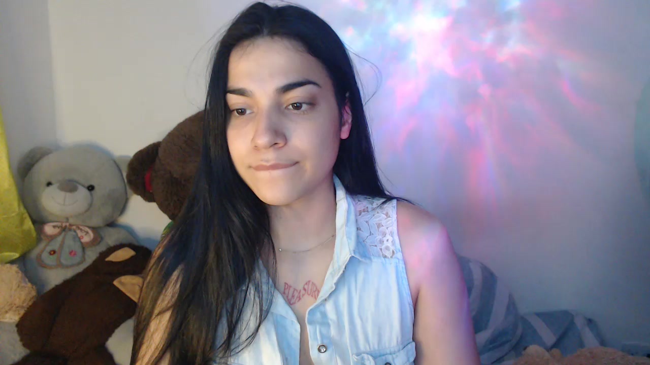 zendayasexxx Live Cam Screenshot – 2025-08-25 05:25:12