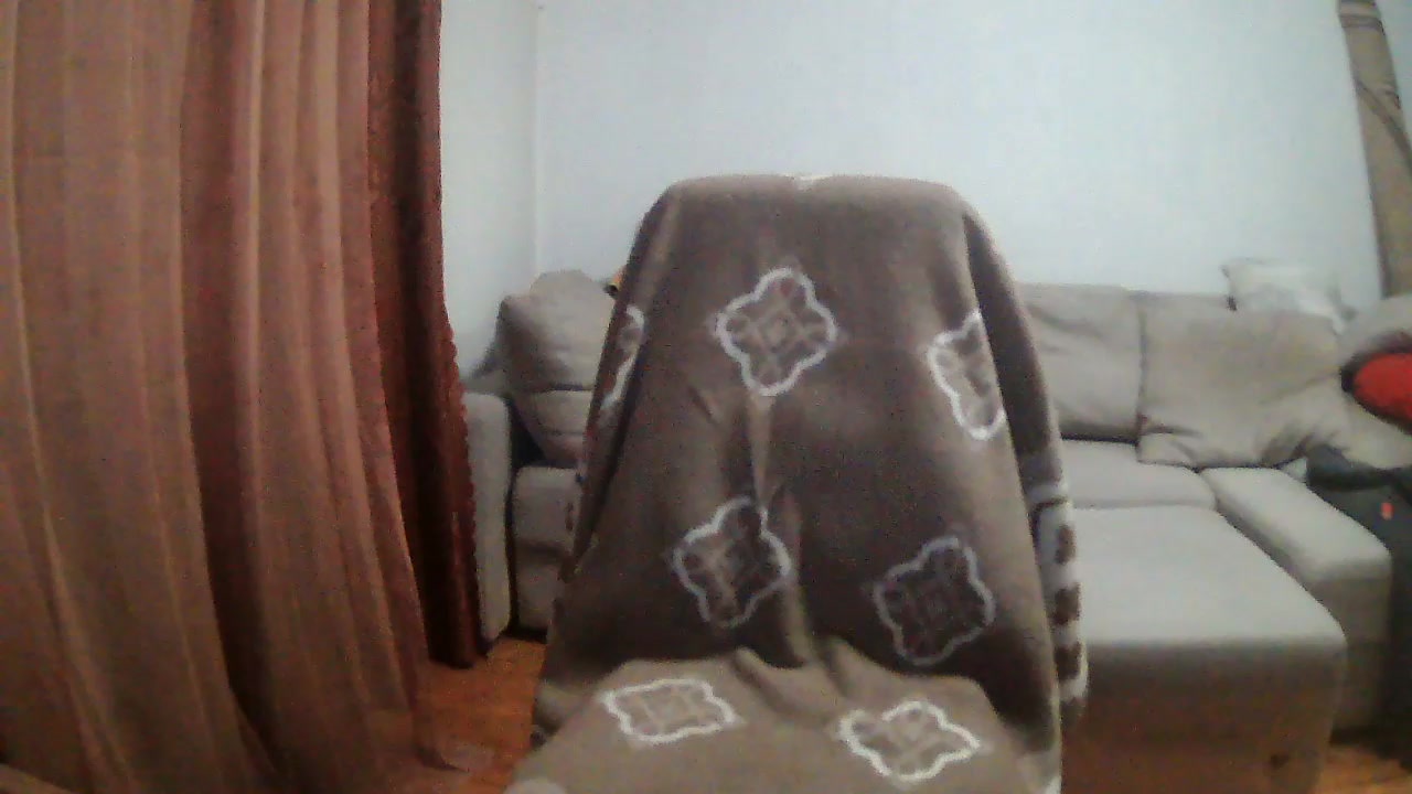 zokmby Live Cam Screenshot – 2025-08-18 19:12:03