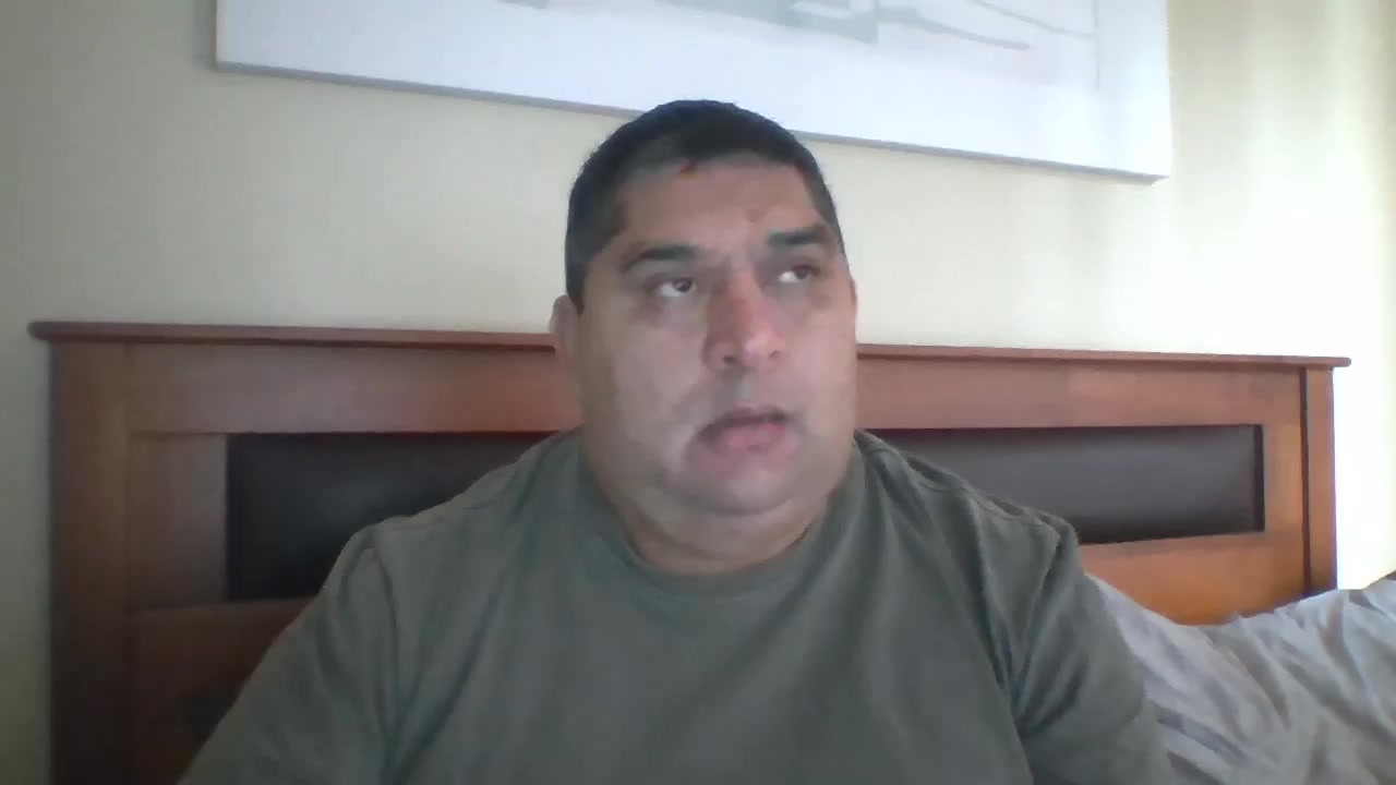 zoyeer2 Live Cam Screenshot – 2025-08-17 18:25:54