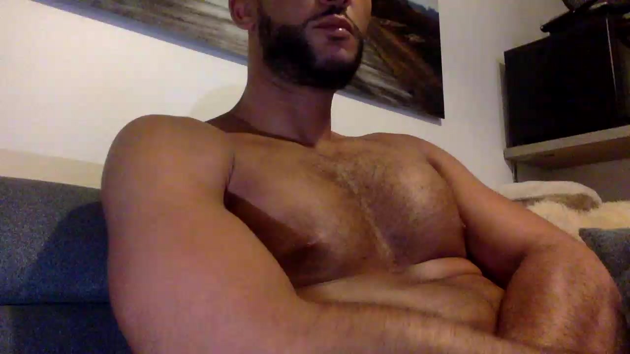 zozo692 Live Cam Screenshot – 2025-08-03 22:17:54