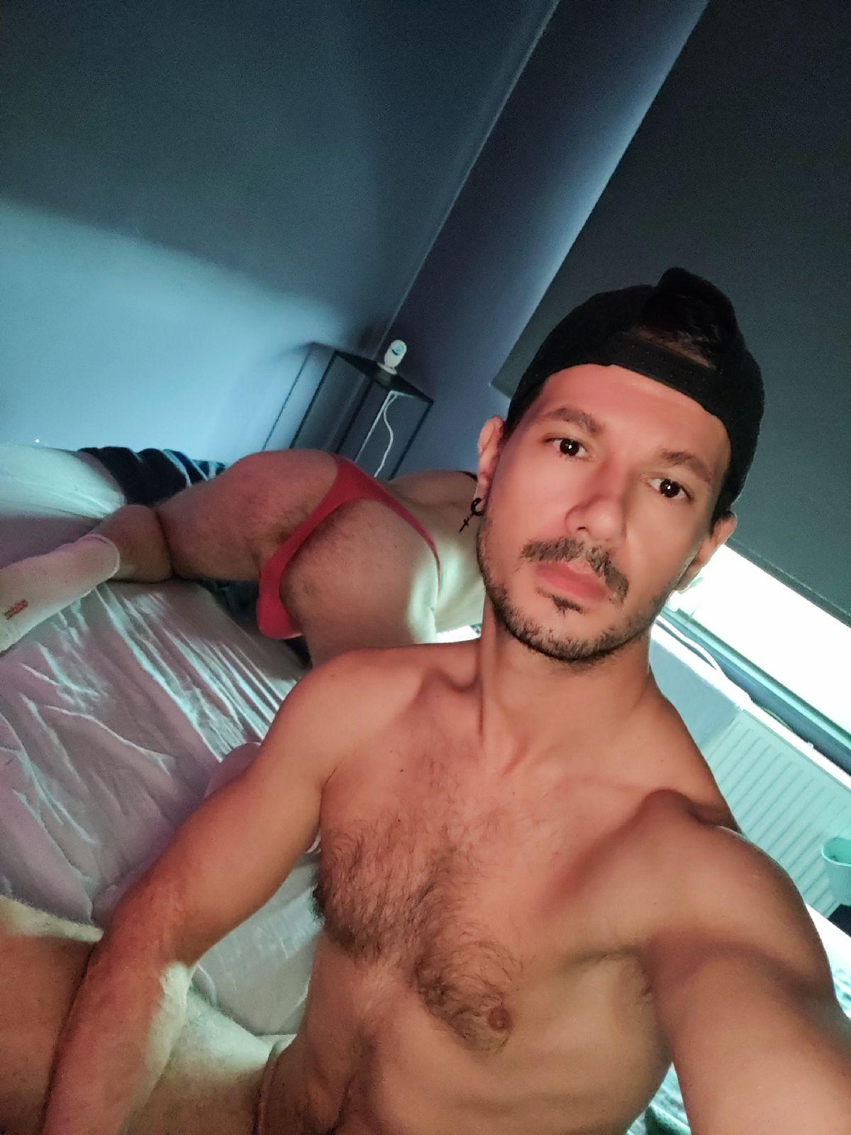 Profile image of AlbThickmeat89