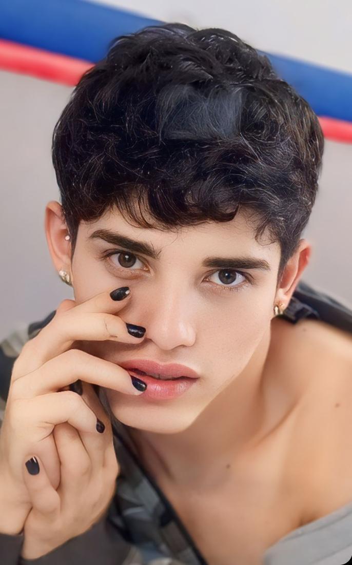 Profile image of AlejooTwink