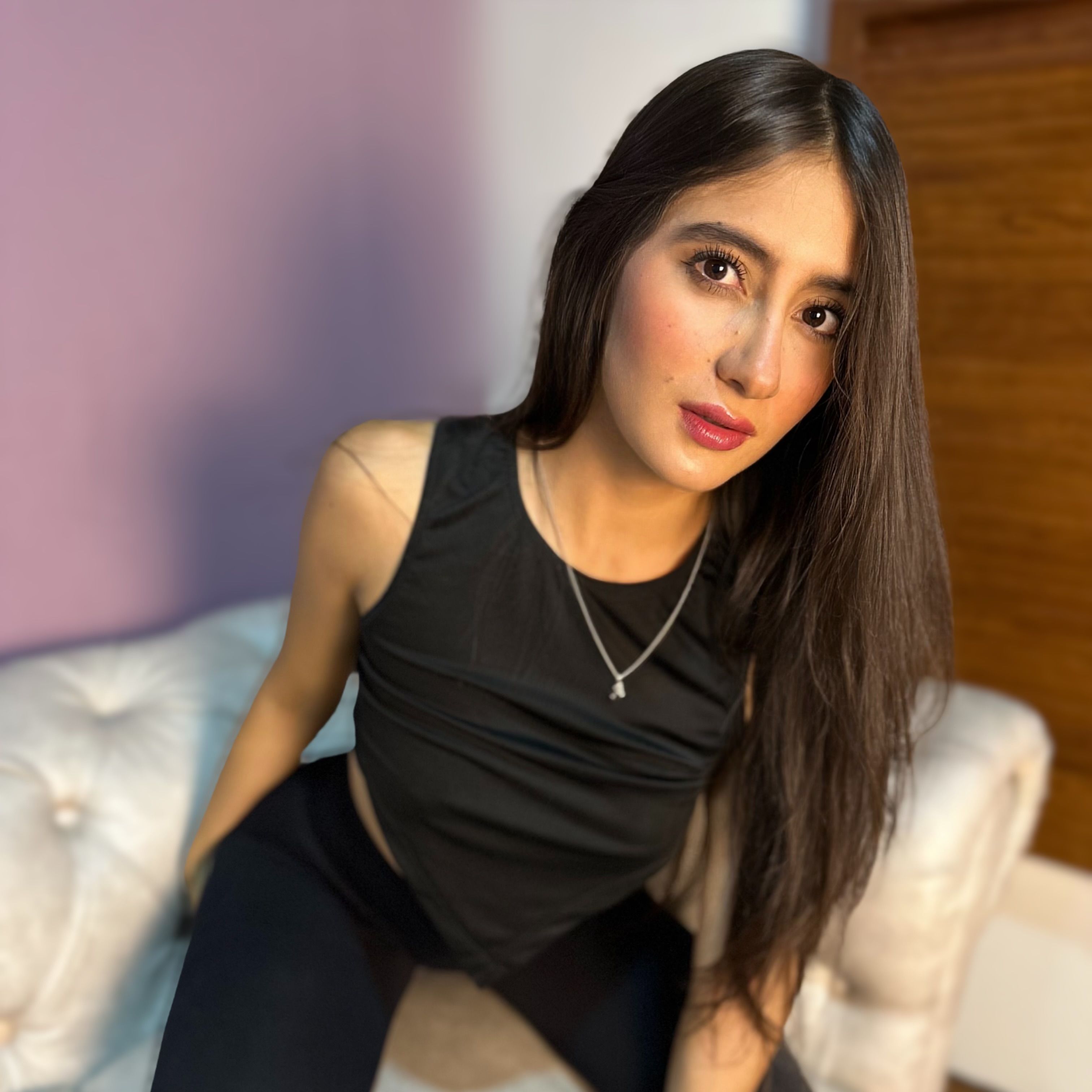 Profile image of Alessiia_Moore
