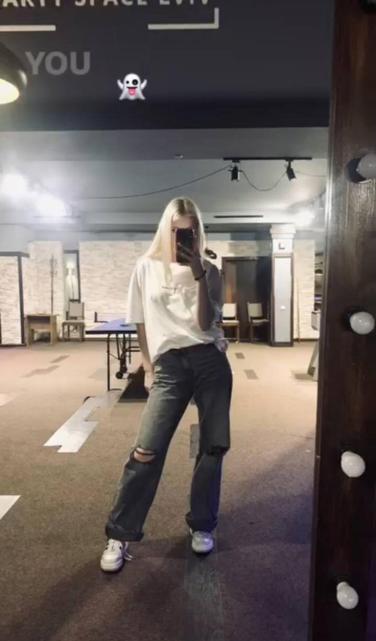 Profile image of AliceMeaww_