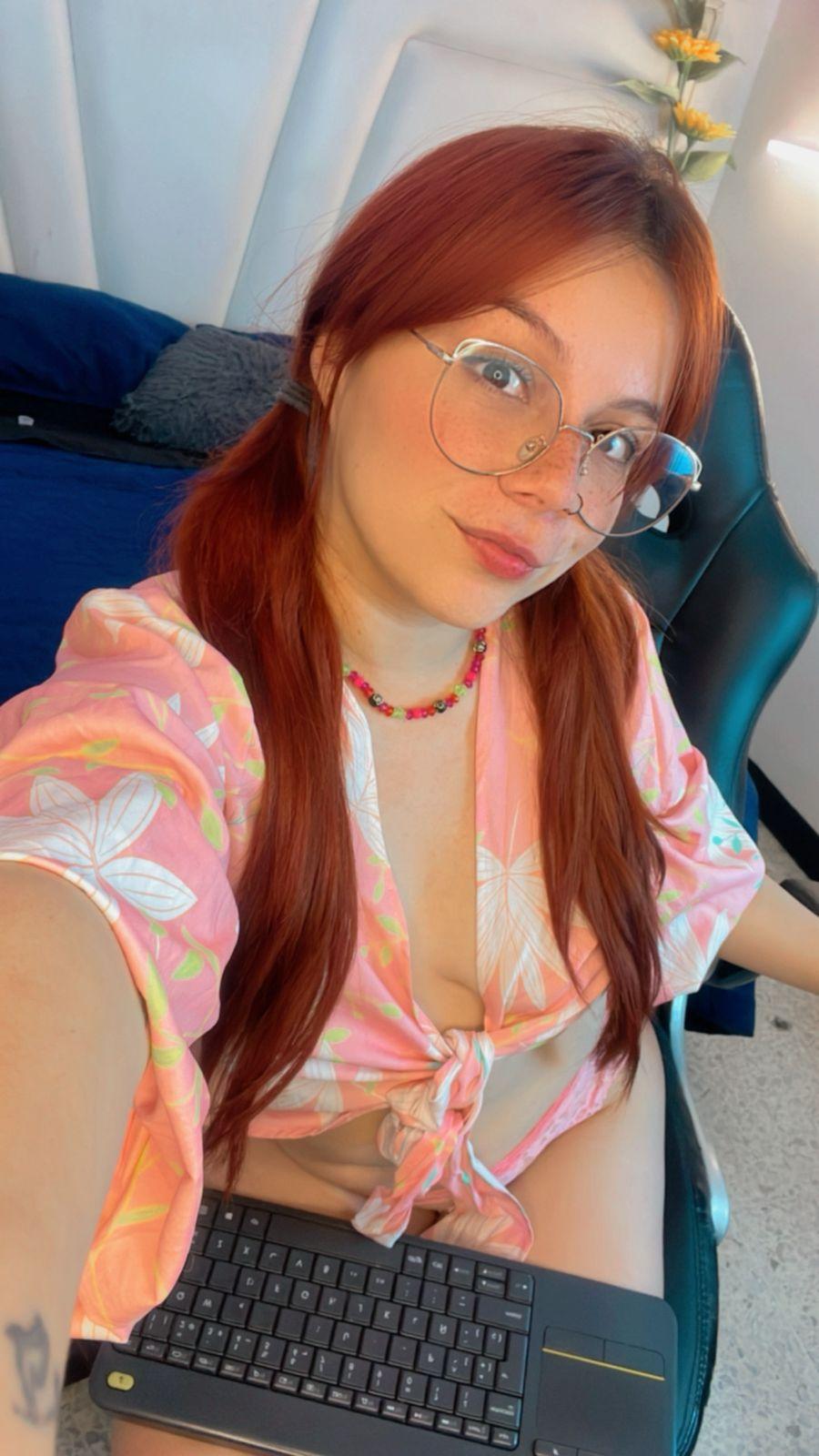 Profile image of AliiceRed