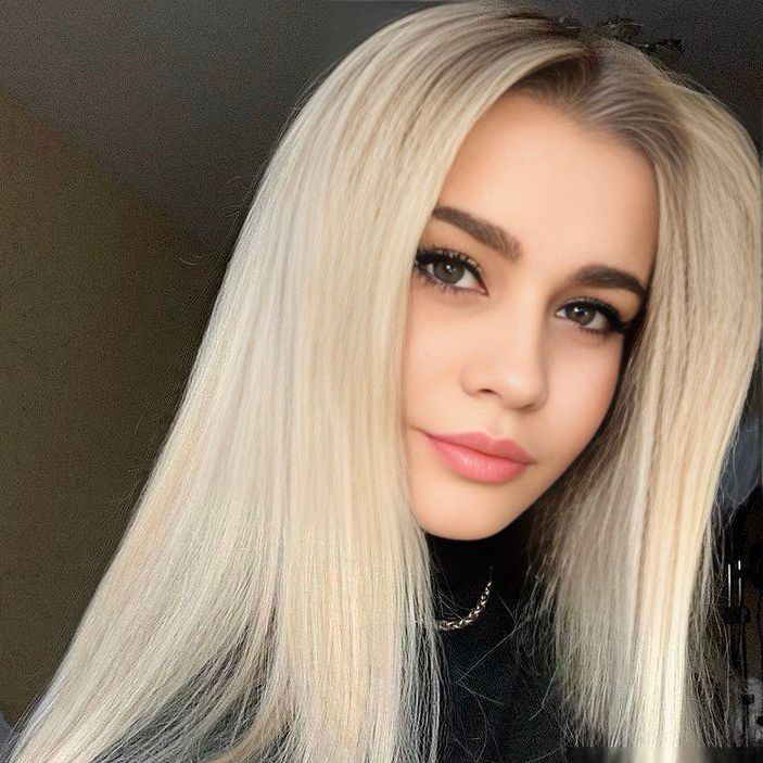 Profile image of Amber_Monro