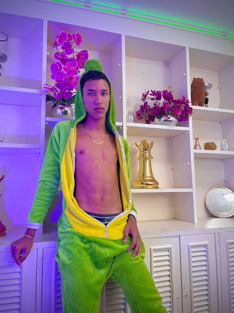 Profile image of Brown_Sliim