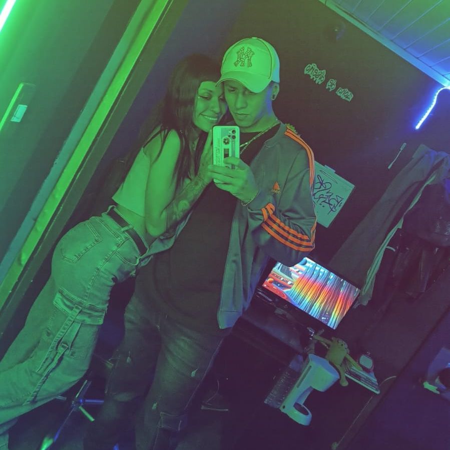 Profile image of COUPLE_2533