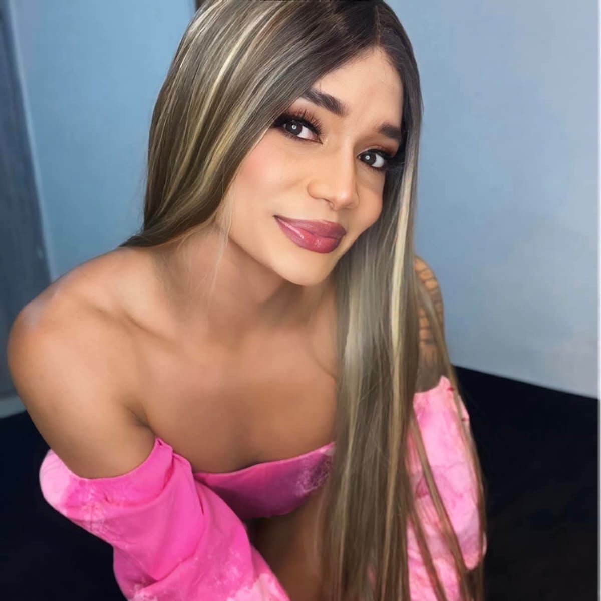 Profile image of Caliopee_doll
