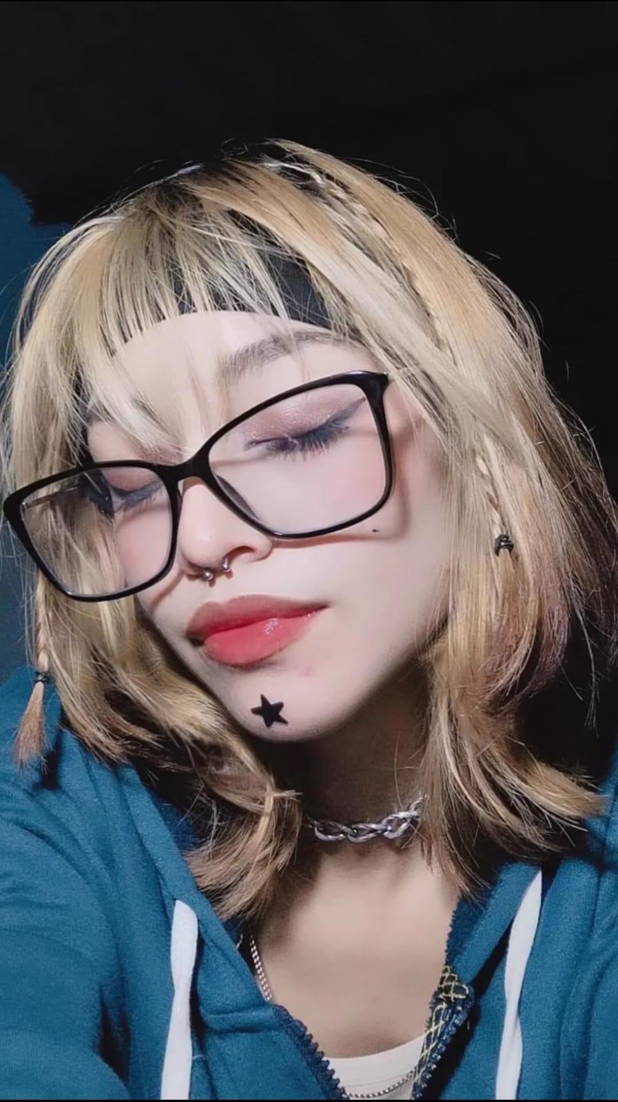 Profile image of Carly_Latin18