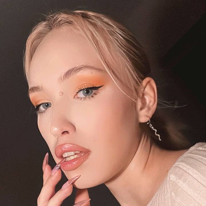 Profile image of Carol_Gordon