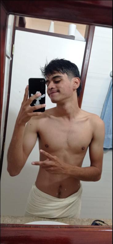 Profile image of Charlir_cock_