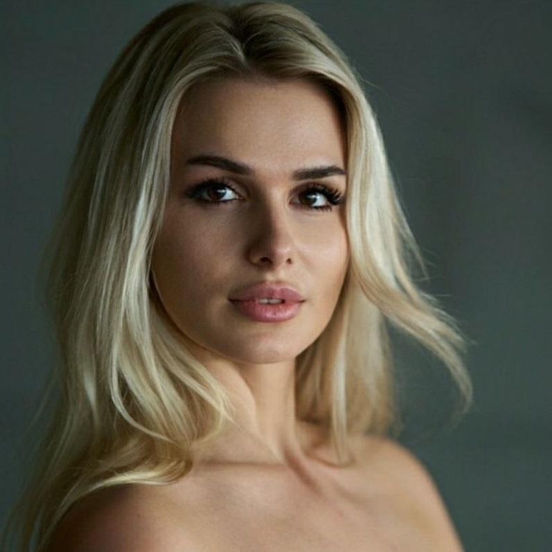 Profile image of CorneliaBeauty