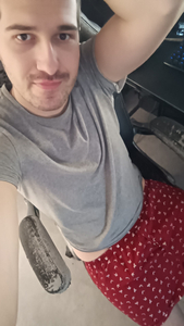 Profile image of Cosmopig40