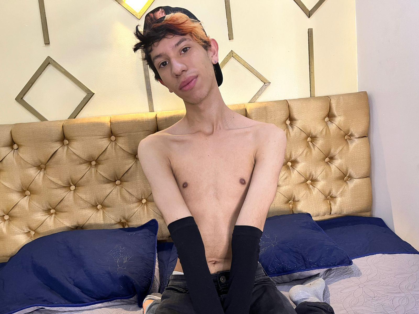 Profile image of CupcakeeBoy