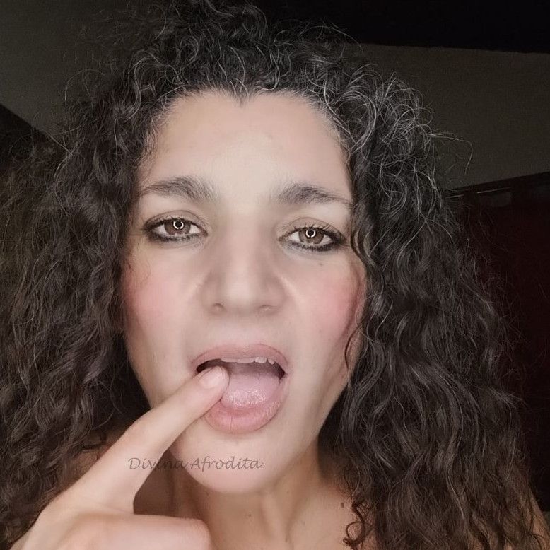 Profile image of Divina_Afrodita