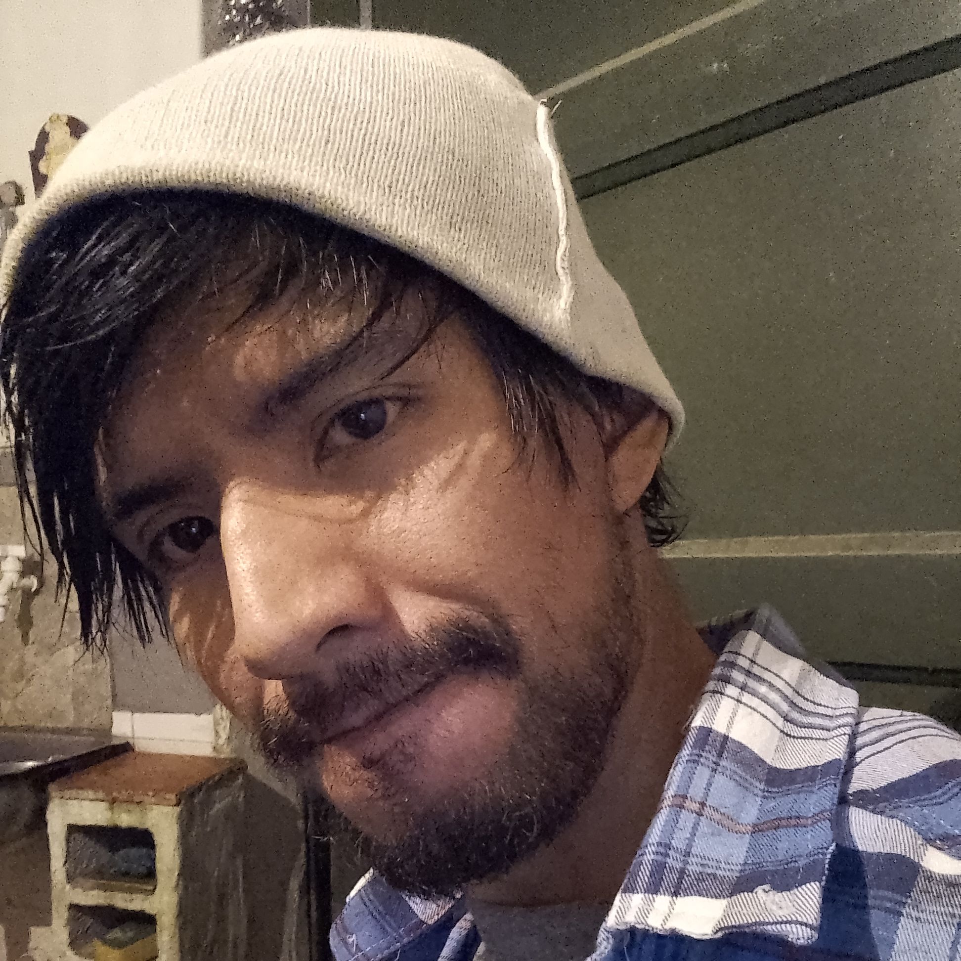 Profile image of EmanuelSou_Pori