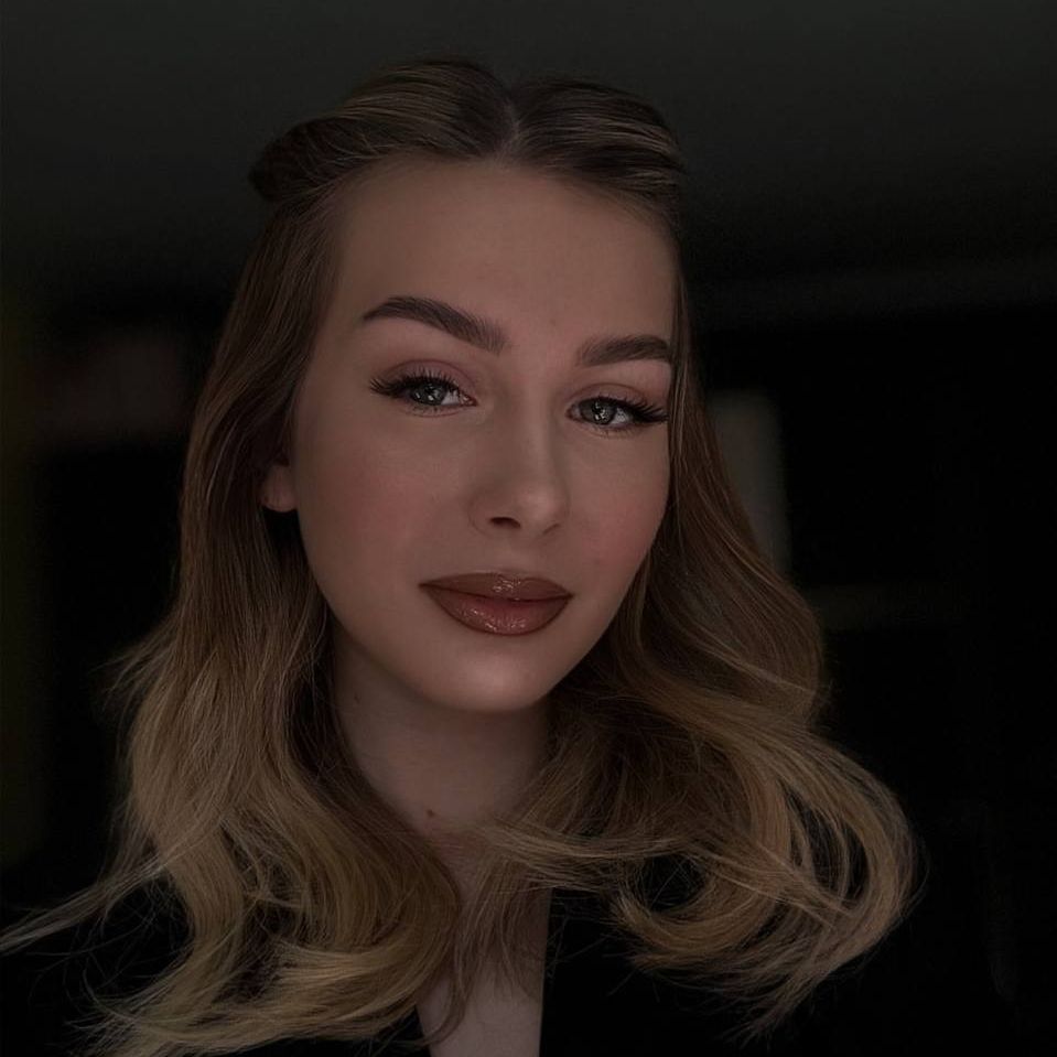 Profile image of EvaEllis