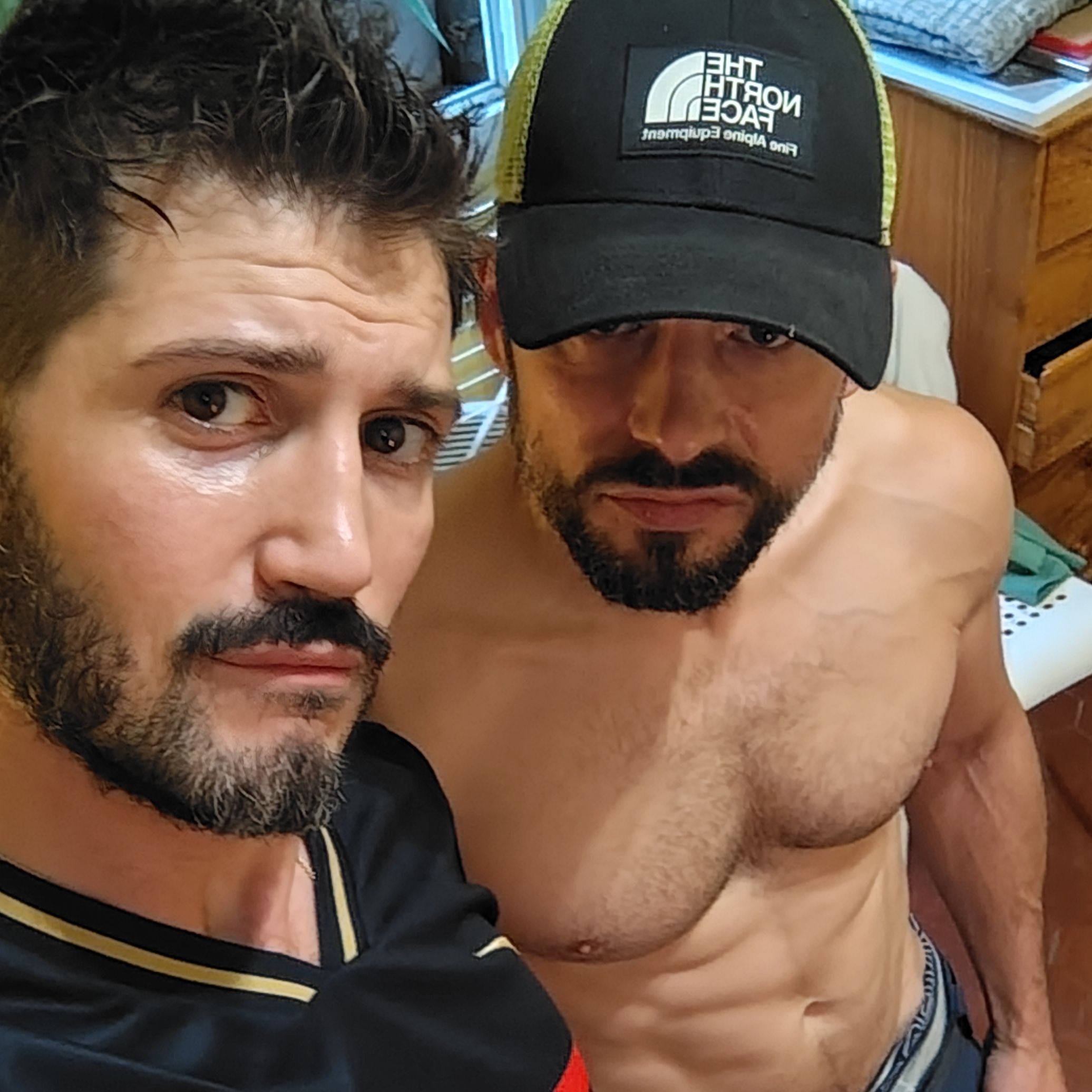 Profile image of FRENCHBROMANCE