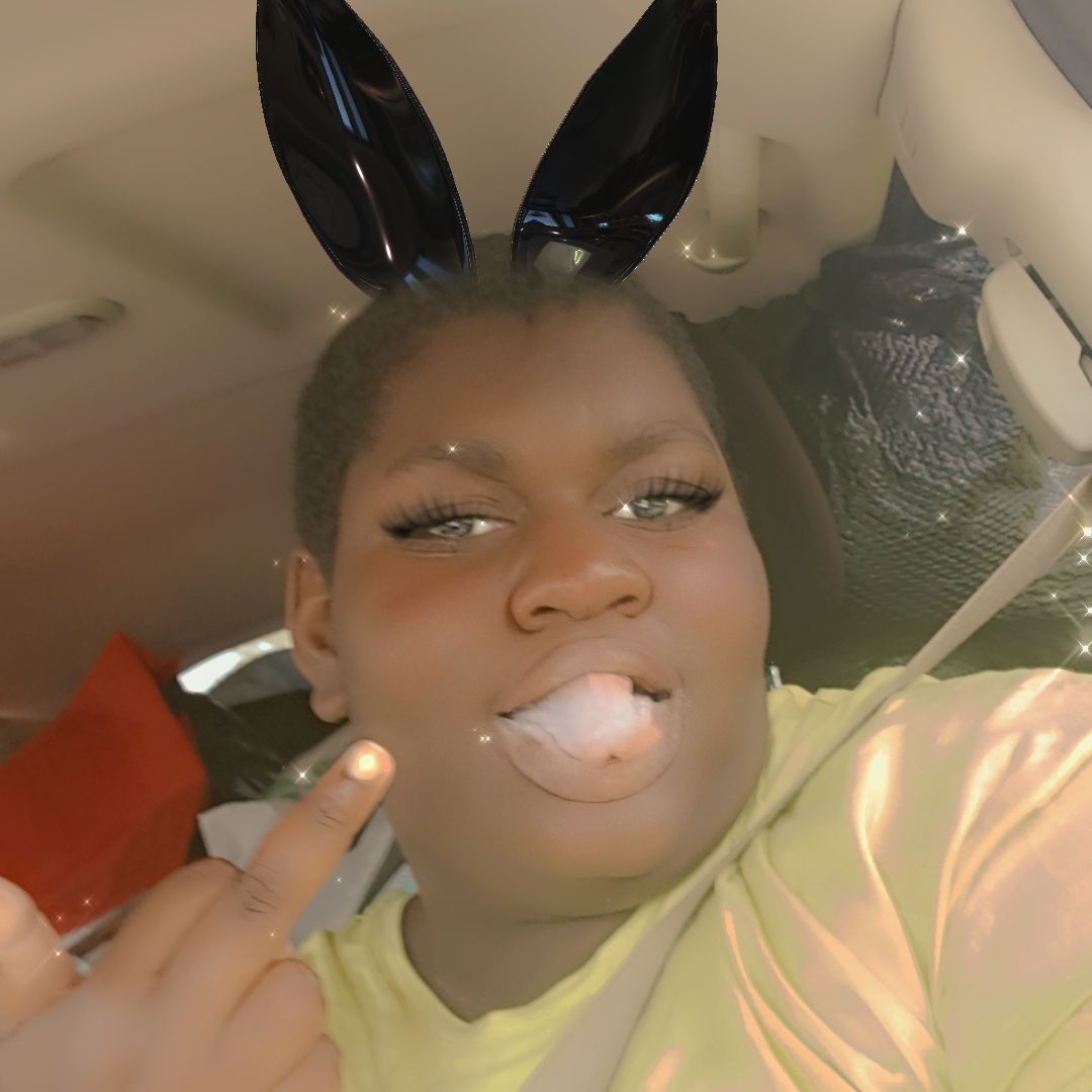 Profile image of GLASSYGIRL00
