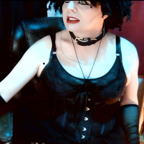 Profile image of GothiqueFatale