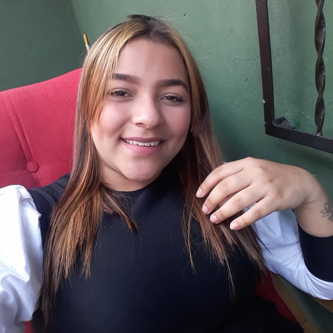 Profile image of Heidy_Rusell