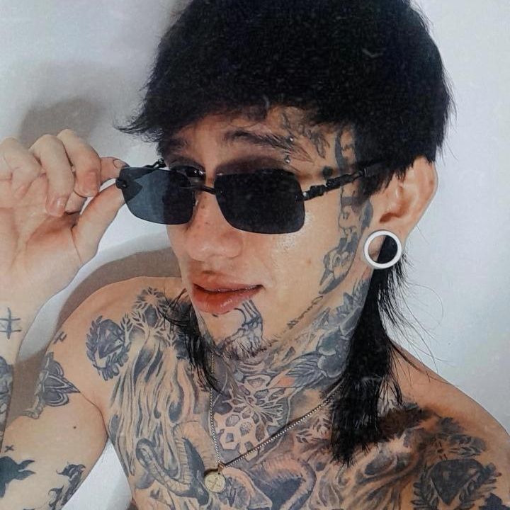 Profile image of Hot_tattoo_