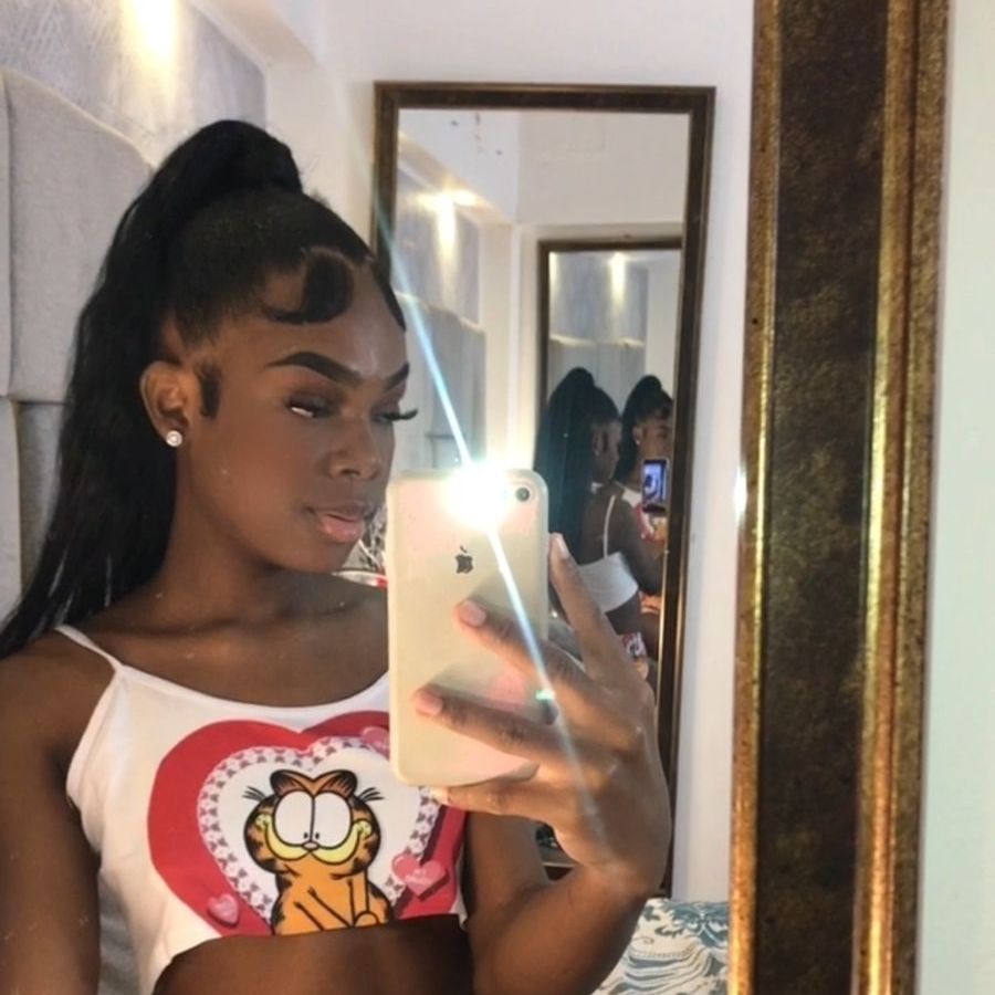 Profile image of IsisBrown_