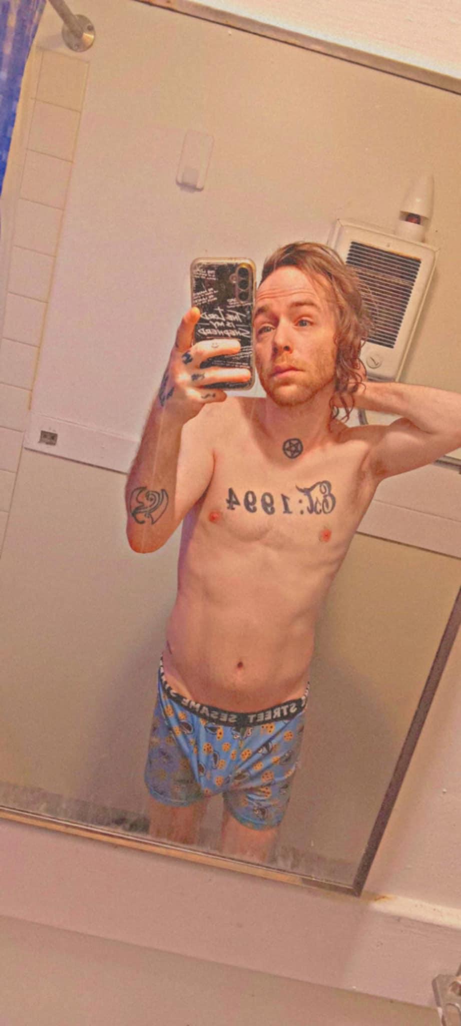 Profile image of JuSSGETnaked