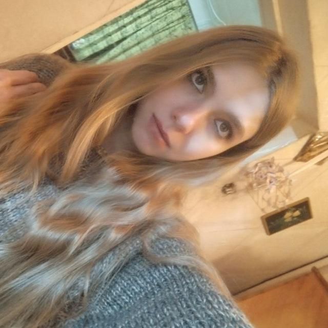 Profile image of JulieFaines