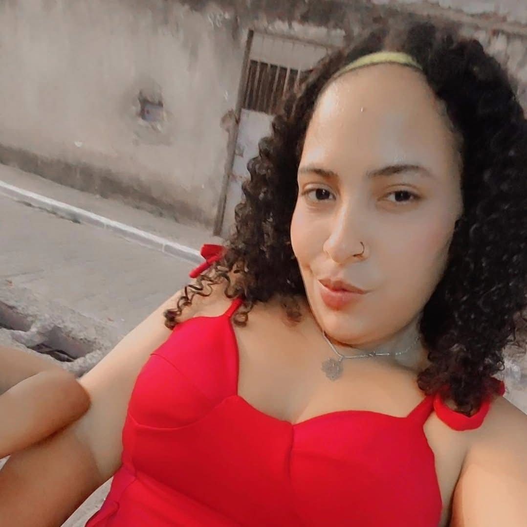 Profile image of Laryynife