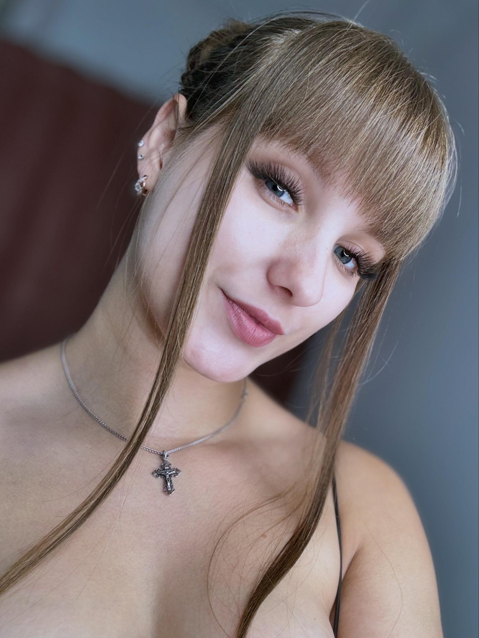 Profile image of Leona_love
