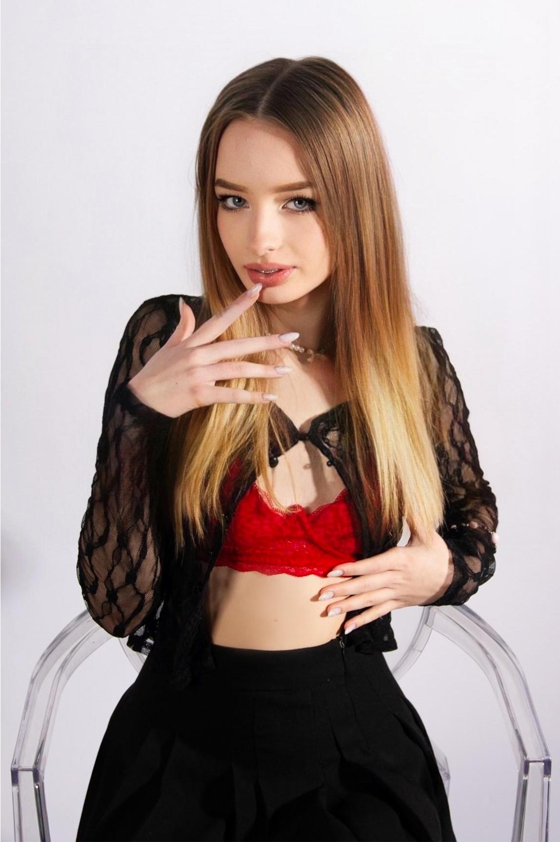 Profile image of LilaYoung