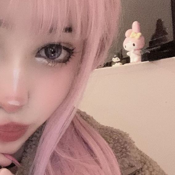Profile image of Loli_kawaii