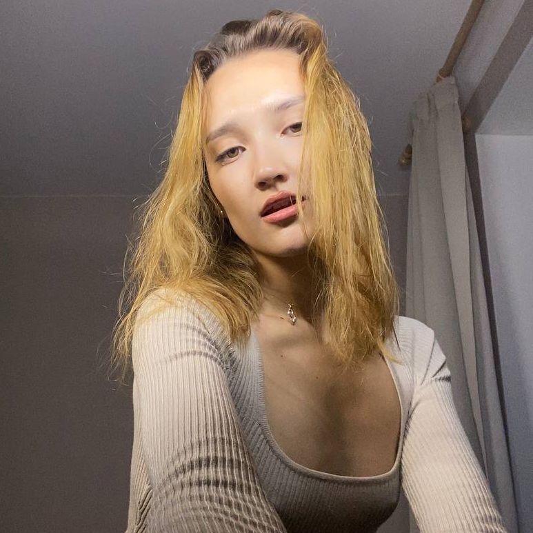 Profile image of Lovely_Yasmina