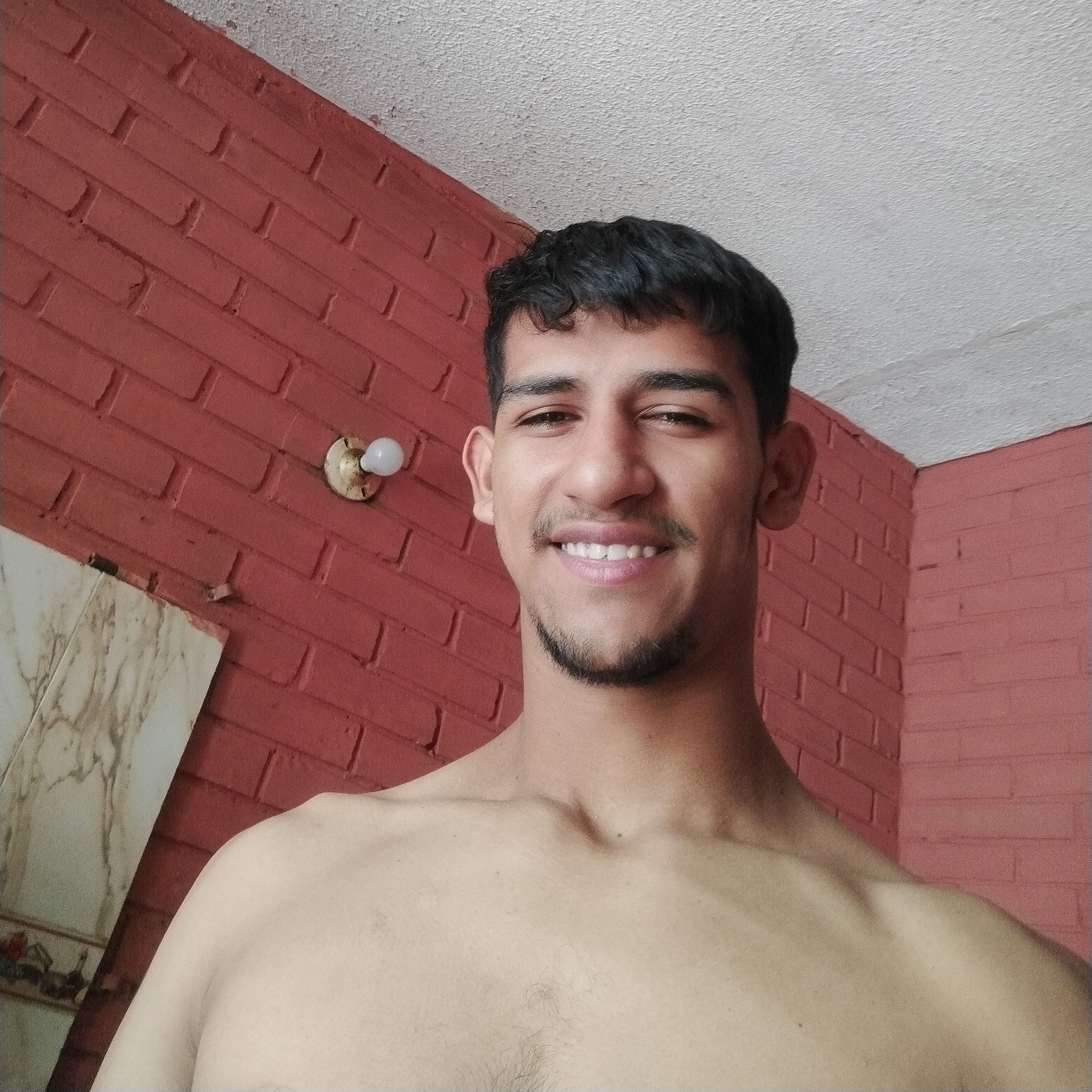 Profile image of Lucasyesid