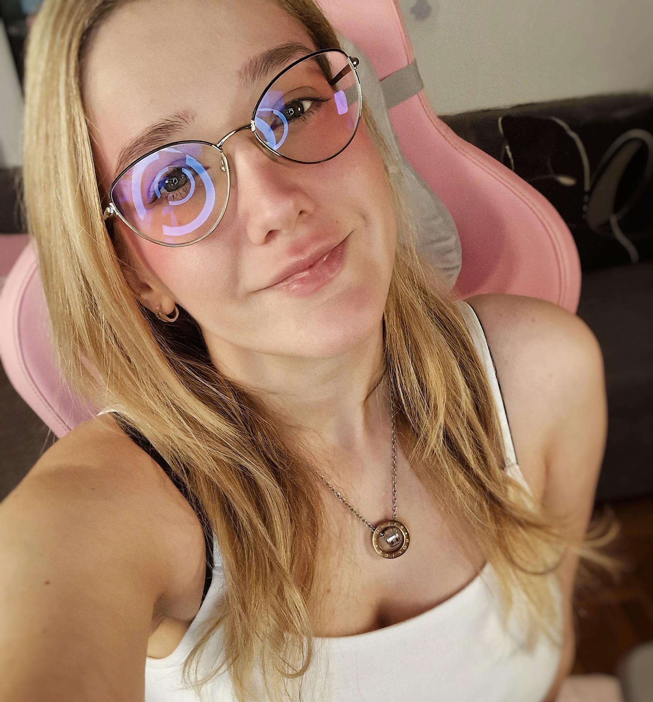 Profile image of LunaNicole
