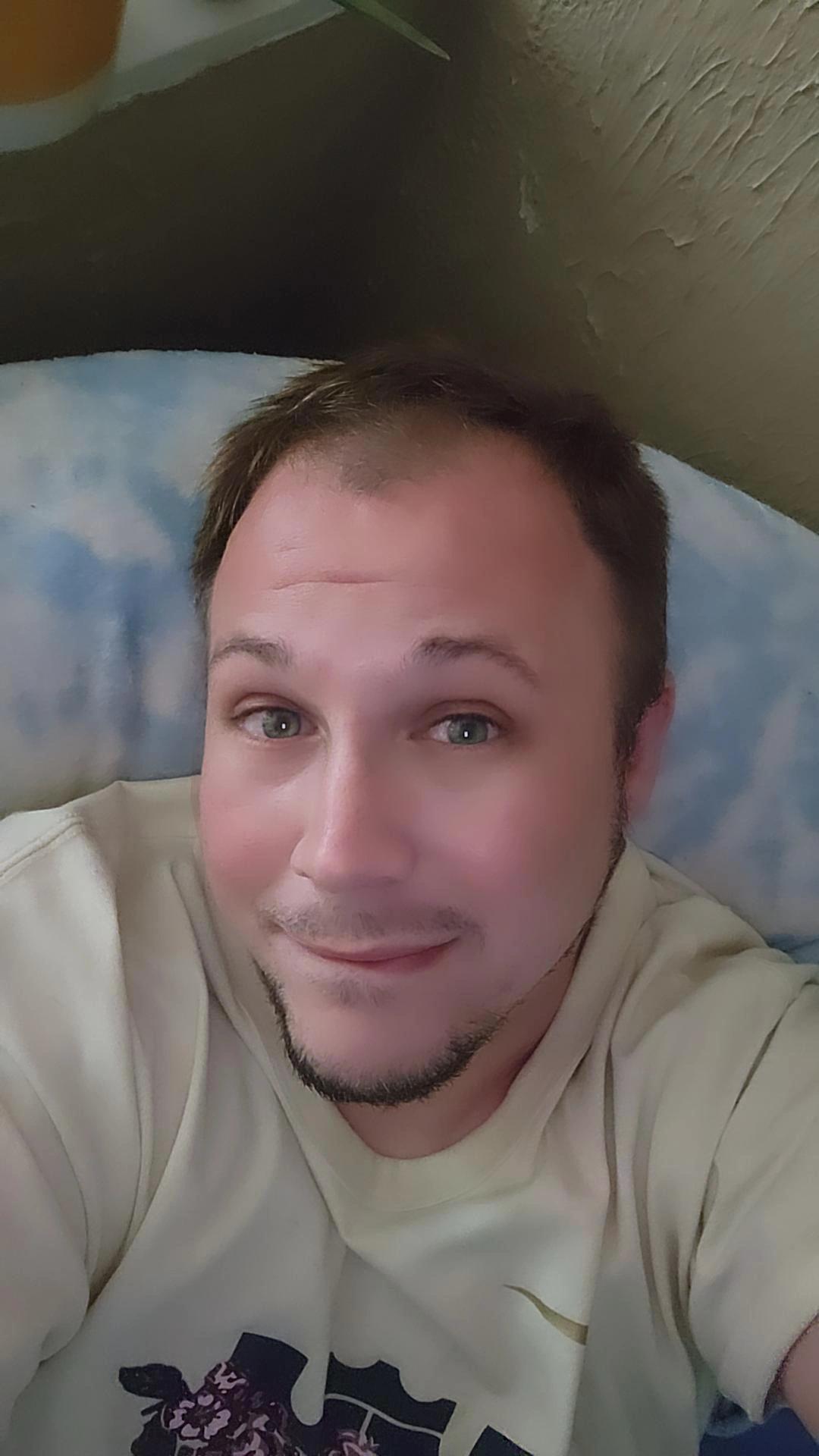 Profile image of MIXEDROMANTIC