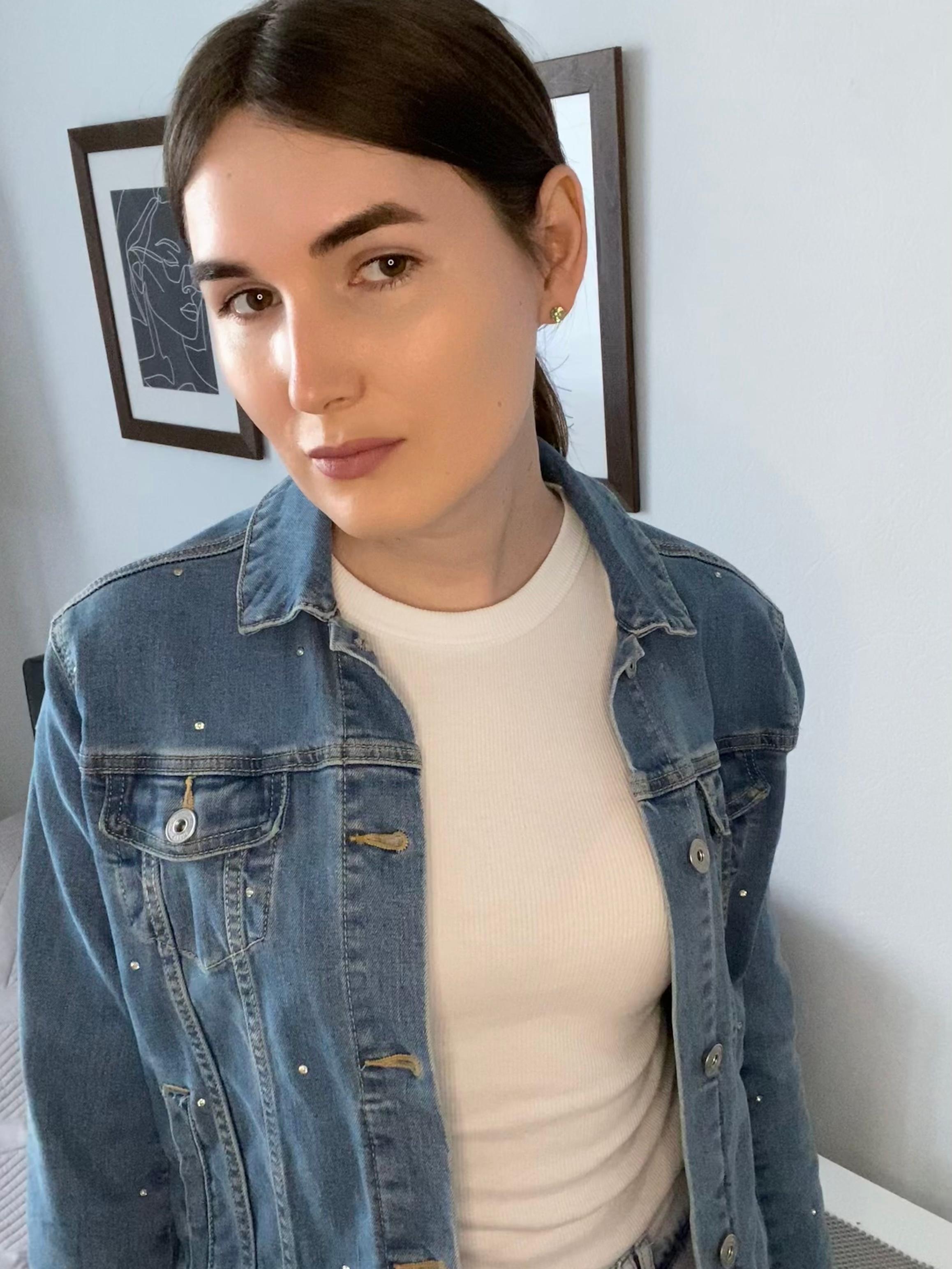 Profile image of Maria_Bowie