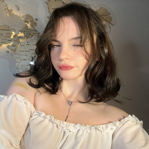 Profile image of MaryCrimson