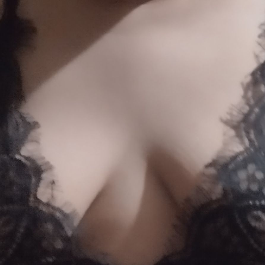 Profile image of Mickhaela97