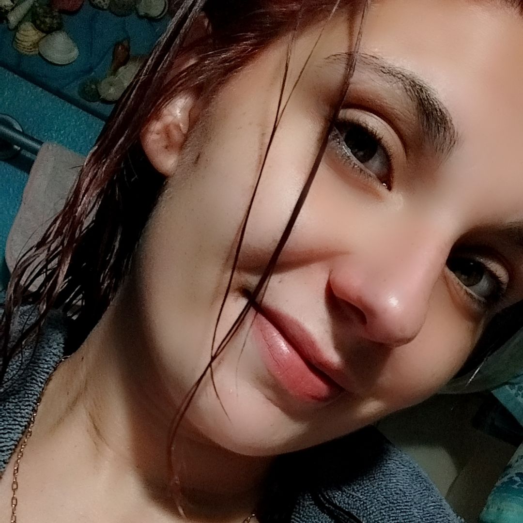 Profile image of NaughtyHottie69