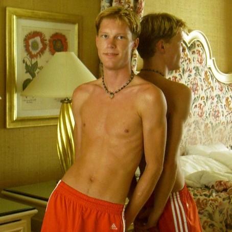 Profile image of PaleSkinnyGingr