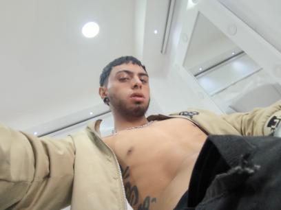 Profile image of Phoeniix19