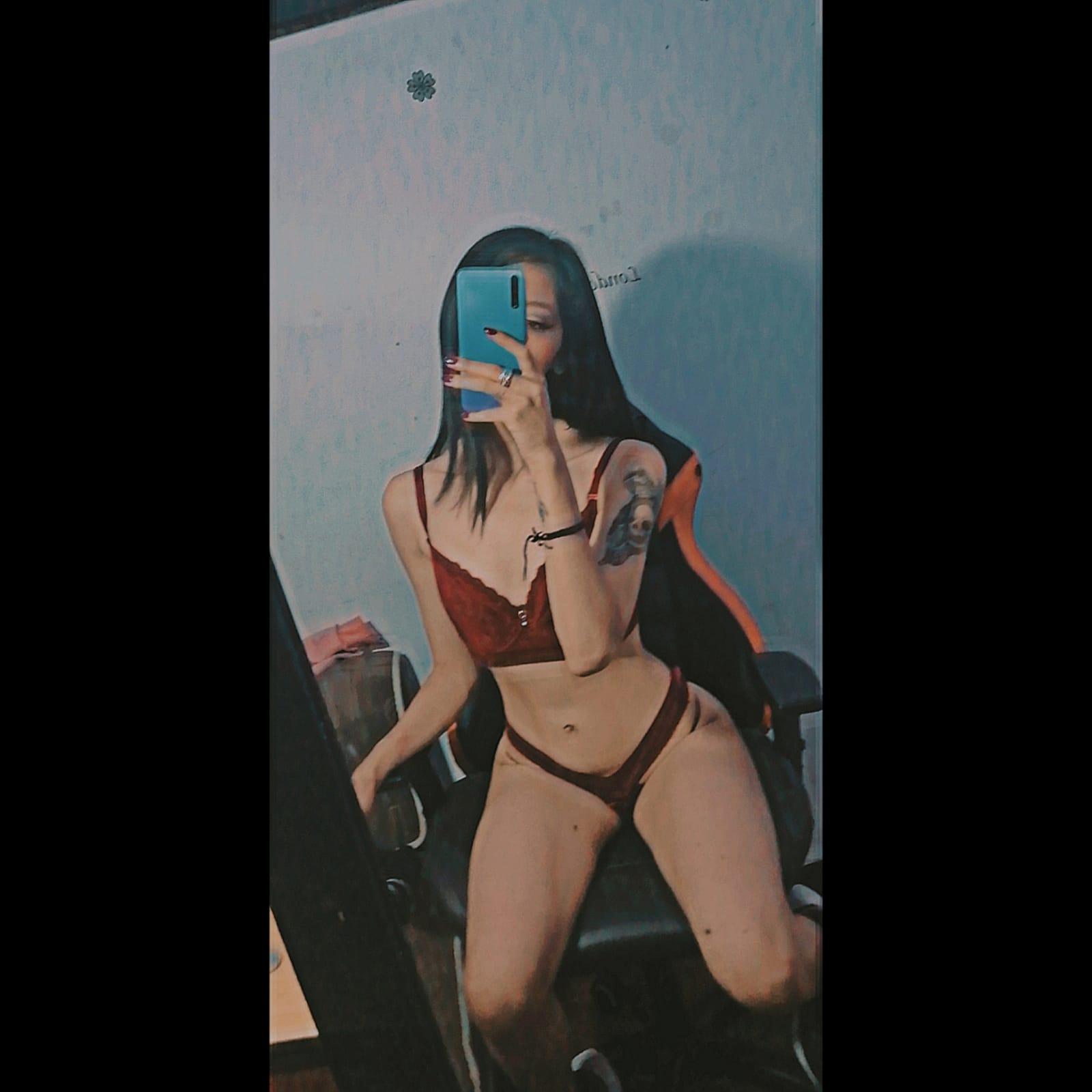 Profile image of PollyGray_Kinky