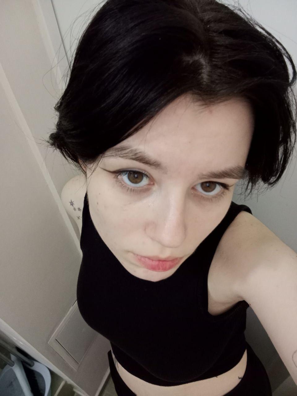 Profile image of QueenieGriscom